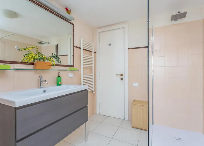 Skyline Penthouse With Private Rooftop Appartement Rome